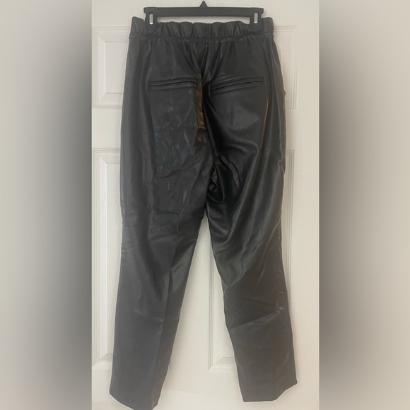Abercrombie & Fitch Faux Leather Joggers - Picture 4 of 7